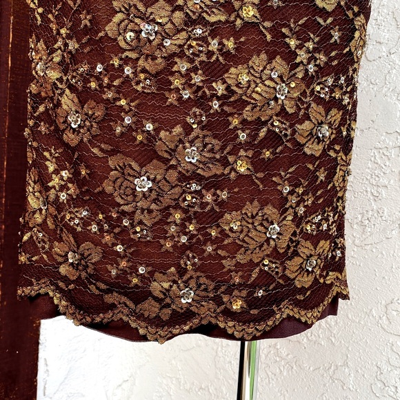 MANDALAY Lace & Sequence Cocktail Dress - Picture 11 of 12